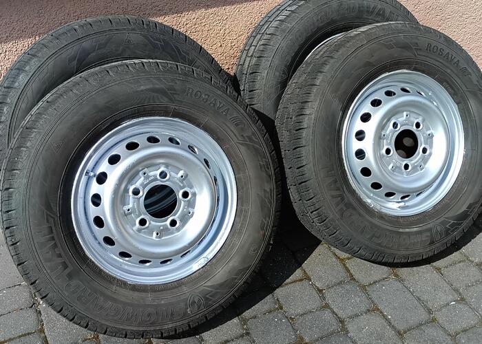 Grajewo ogłoszenia: Sprzedam 4 felgi + 4 opony zimowe wzmacniane do MERCEDESA SPRINTER...
