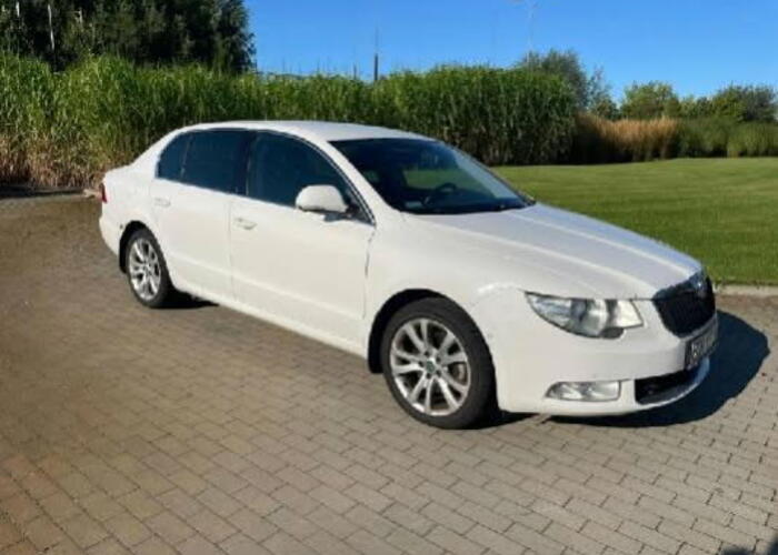 Grajewo ogłoszenia: Sprzedam Skode SuperB 2012 r, 1,8 TSI; przebieg 272 000;
cena 18...